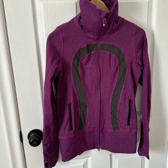 Lululemon outfit/bundle - Picture 1 of 12